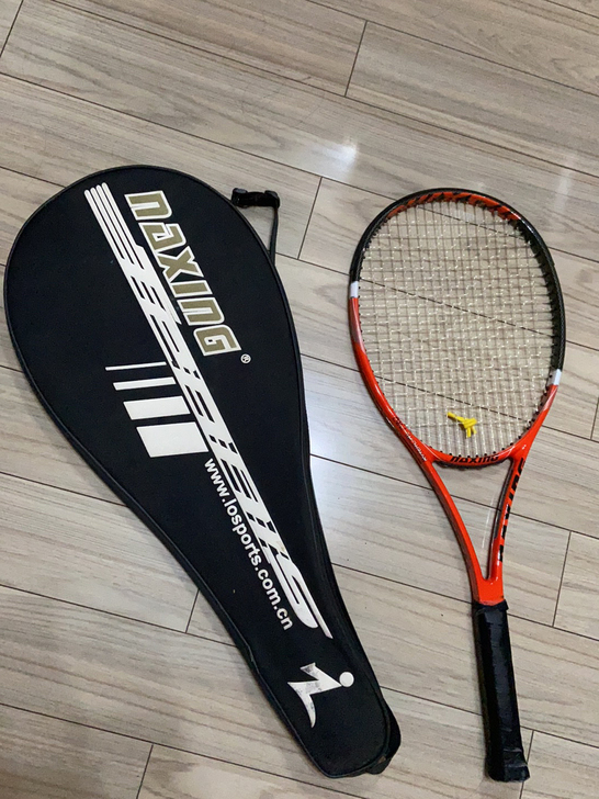 纳星NAXING网球拍 三百八买来的 新旧...