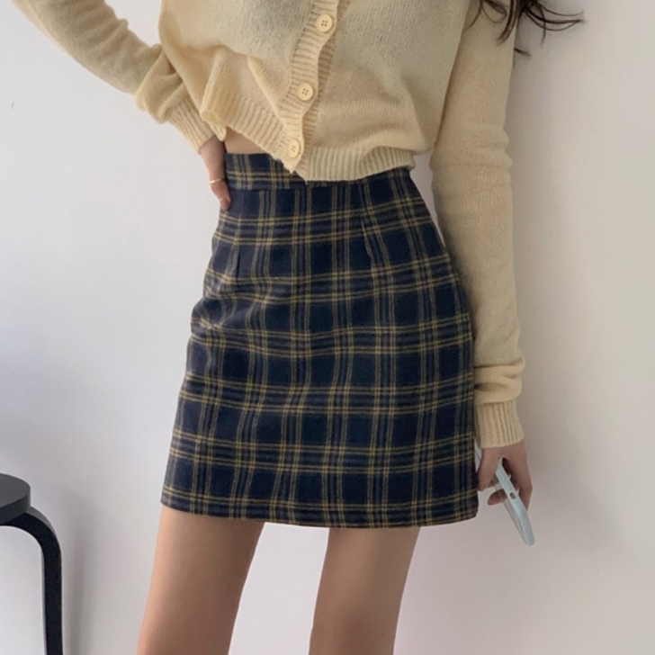 去年实体店购买，M码，穿过一回，买的35米...