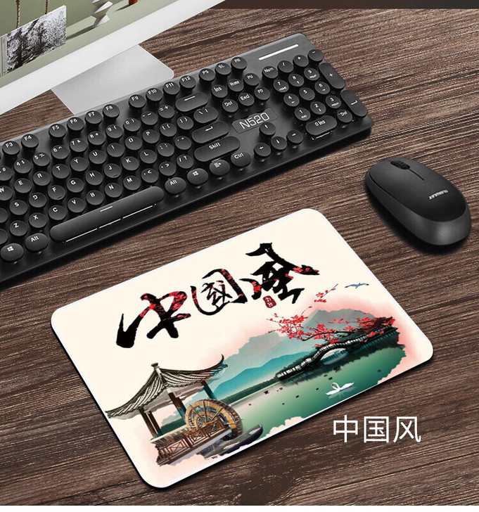 鼠标垫亏本清仓，4元包邮