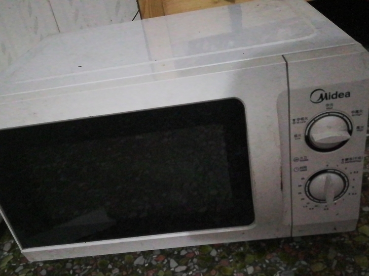 美的微波炉九层新