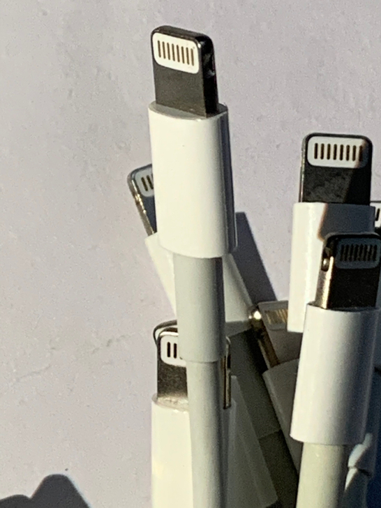 E75苹果数据线 全原正品 e75芯片 真...