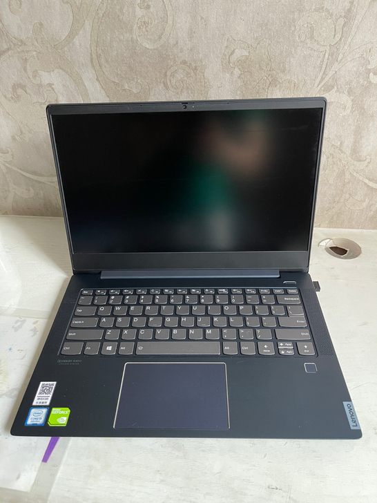 联想小新air 14 8G 512G。只面交