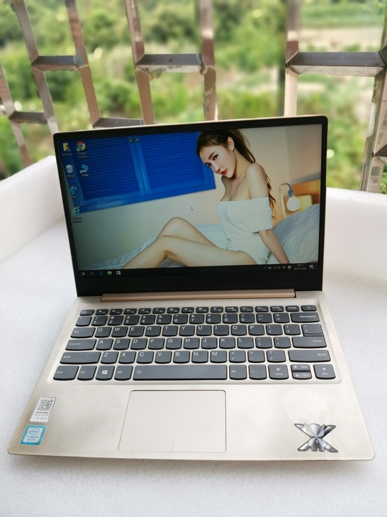 八代i5 联想小新7000-13笔记本电脑