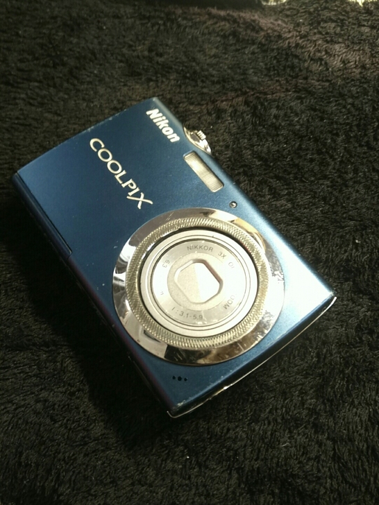 尼康COOLPIX s230数码相机,触摸...