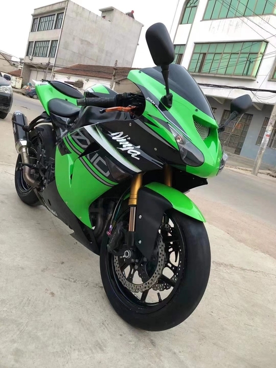 特价转让川崎大牛水冷电喷1000cc。整车...