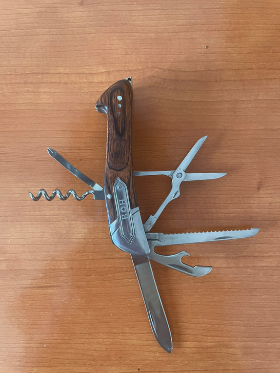 多功能工具刀