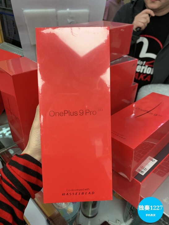 一加9pro 12+256 黑洞 绿洲 闪银
