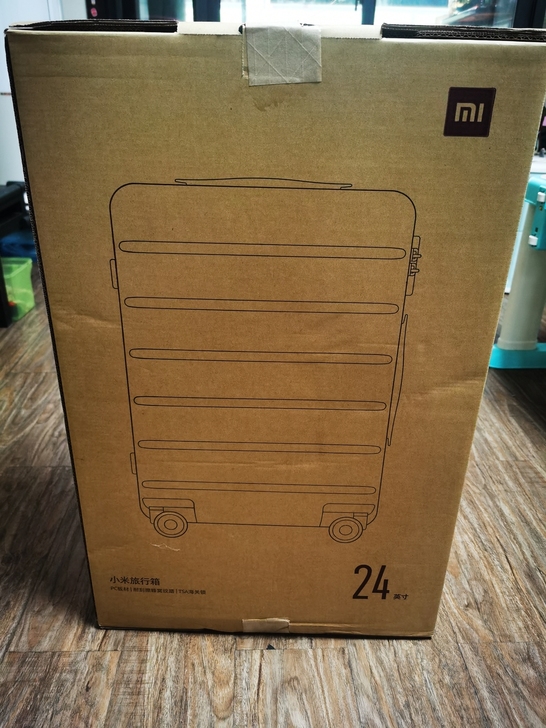 小米旅行箱24寸,全新未拆封。