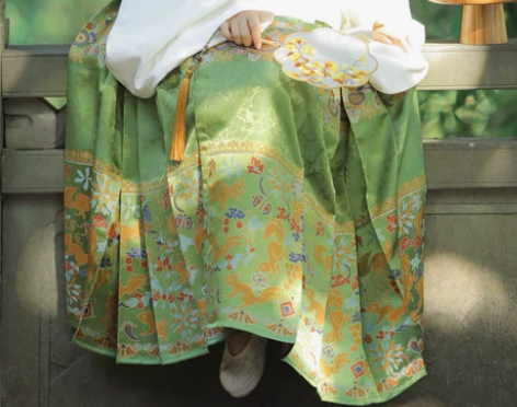 兰若庭汉服 淘宝旗舰店购入,购买记录如图 ...