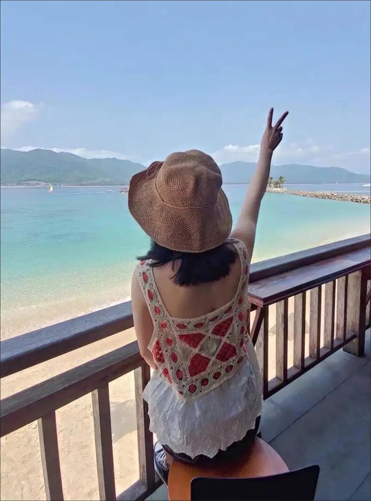 2021年新款雪纺衫女款,夏季阳气镂空短款...