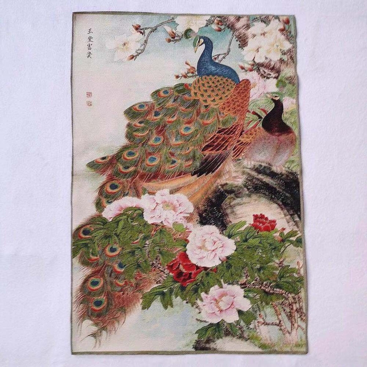 搬家捡漏尼泊尔西藏唐卡画，中堂画，金丝刺绣...