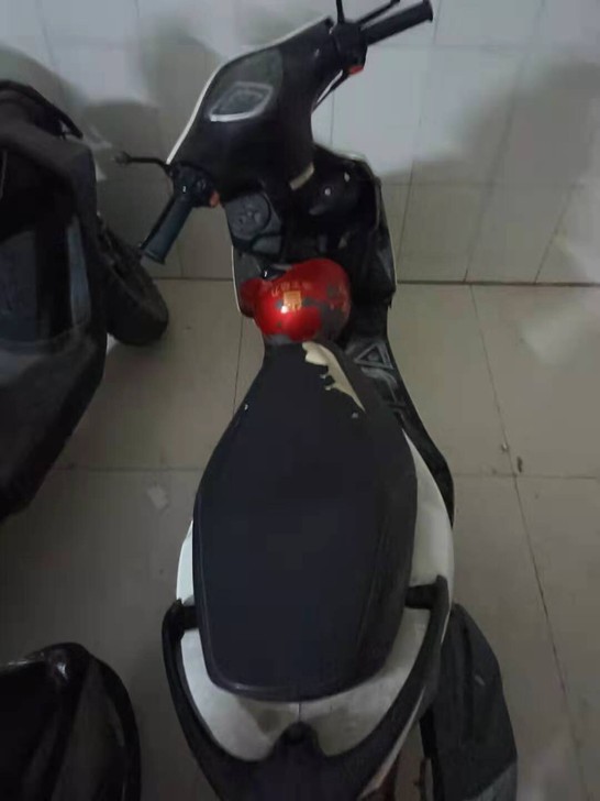 女装摩托车转上,车子多了开不完。一手摩托