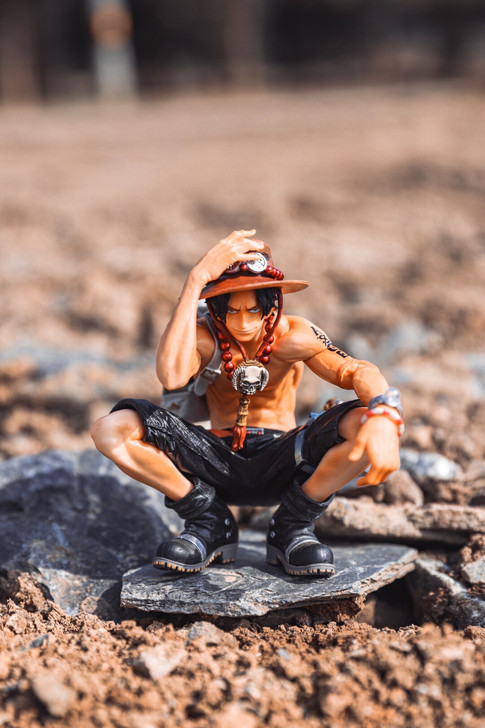 海贼王手办模型蹲姿艾斯景品背包路飞索隆山治...