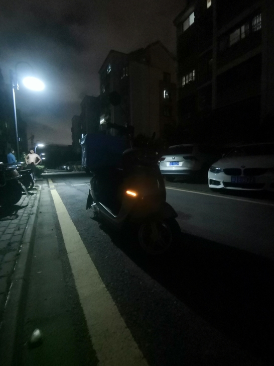 续航100+半个月车车,公里数200不到爱...