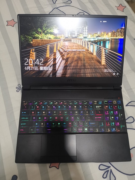 微星游戏本 Ge65  2070 9880