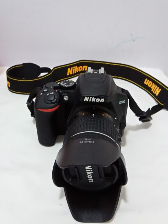 尼康D3500 套机 成色如图实拍，功能完好