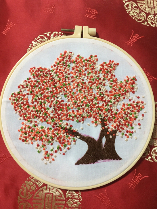 手工刺绣作品，新品出炉啦，直径20厘米，刺...