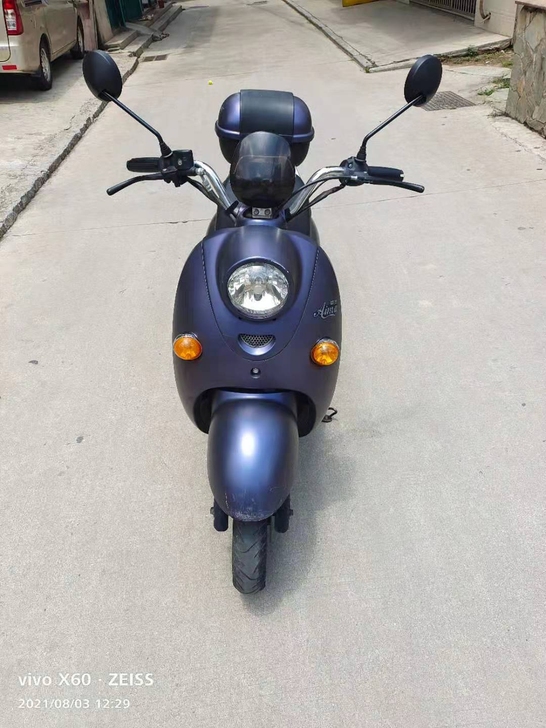 爱玛品牌电动车去年12月份买的60V20安...