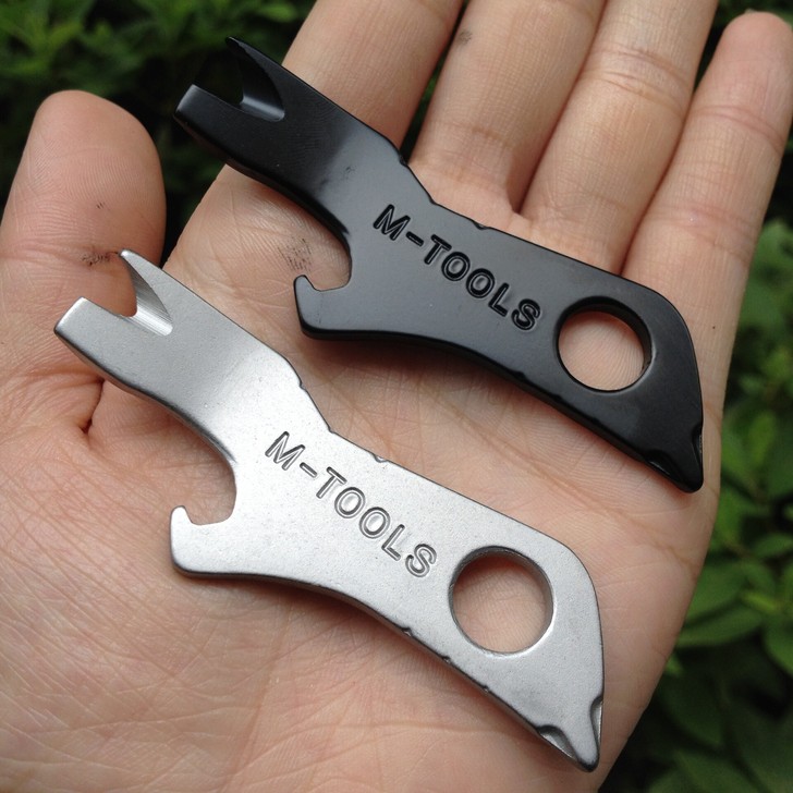 4个打包价外贸货源 七合一户外小工具 多功...