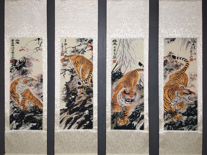 编号015 中堂刺绣画 四条屏（老虎四条屏...