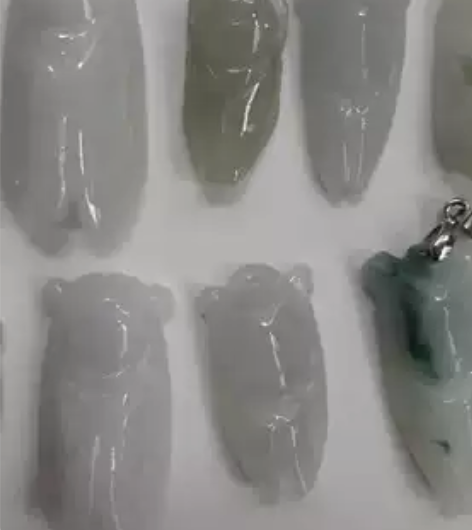 翡翠a货知了吊坠，无瑕疵，无证书，2个包邮...