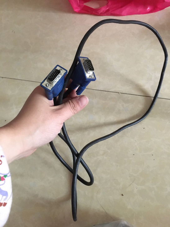 电脑显示器连接线