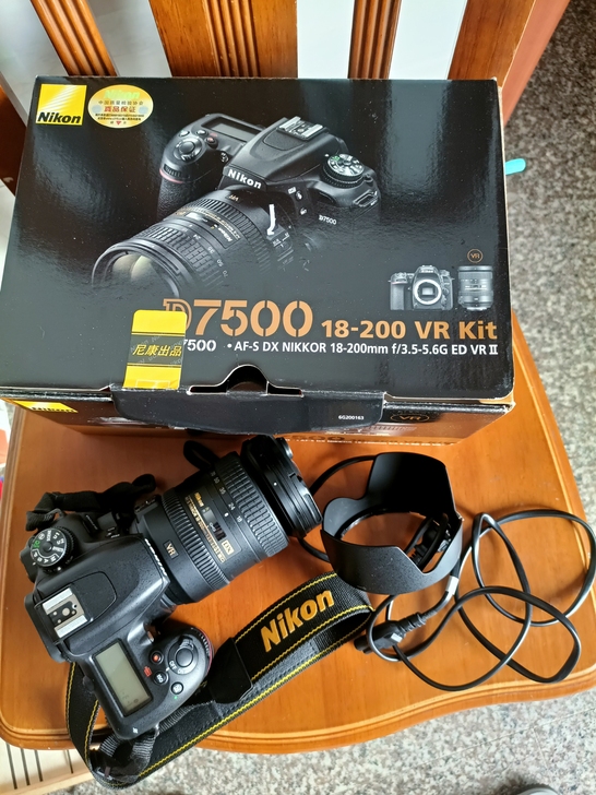 尼康d7500 18 200套机，成色新，...