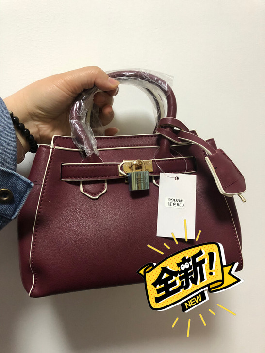 出两个全新闲置包女士斜挎包手提包全新复古手...