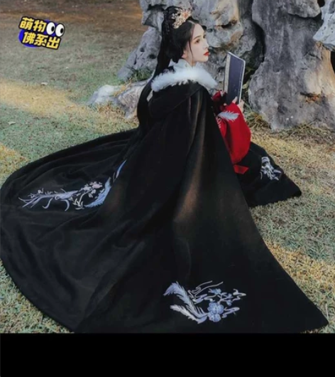 【主出次换】可换饰品 汉服斗篷披风加绒 黑...