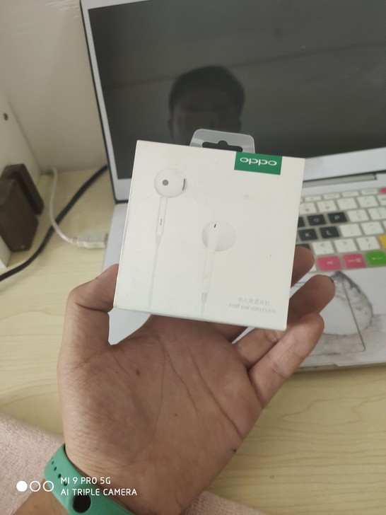 oppo耳机，型号Mh135，仅拆封，未使...