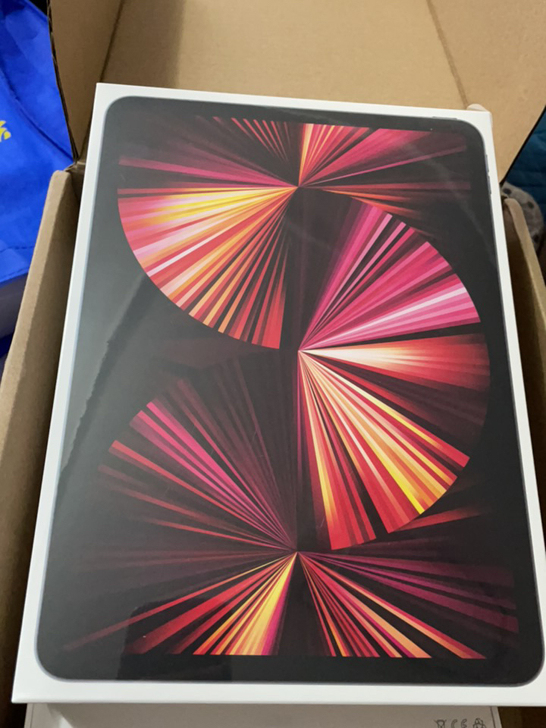 新款iPad Pro,2021款M1芯片,...