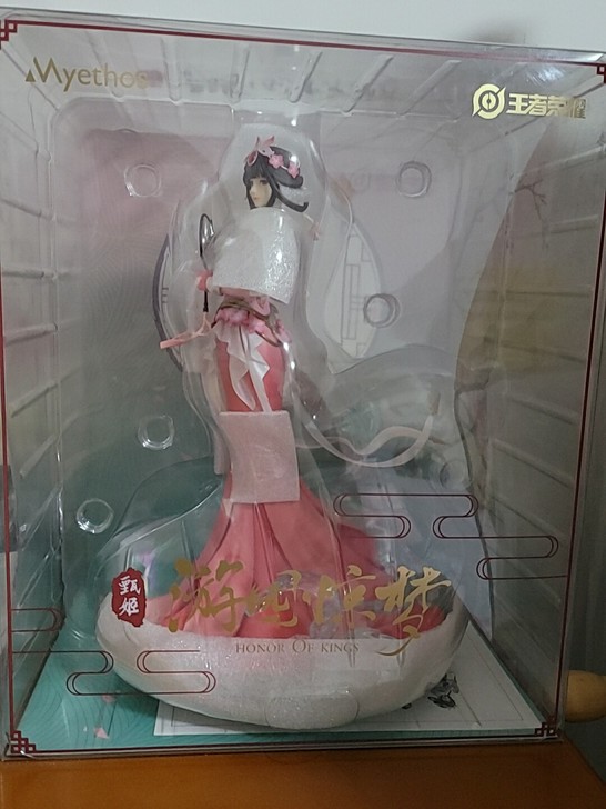 王者荣耀甄姬游园惊梦手办