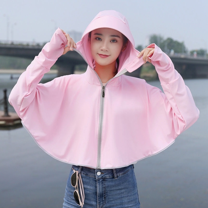 因店铺转让，一批全新的大帽沿防晒衣低价处理...