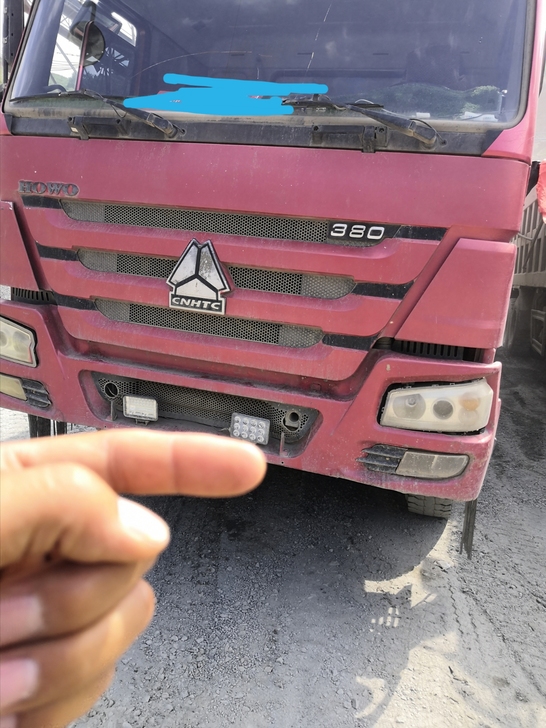 因换车出售个人用车，14年10月国四豪沃....
