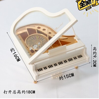 八音音乐盒，上发条有音乐会跳舞