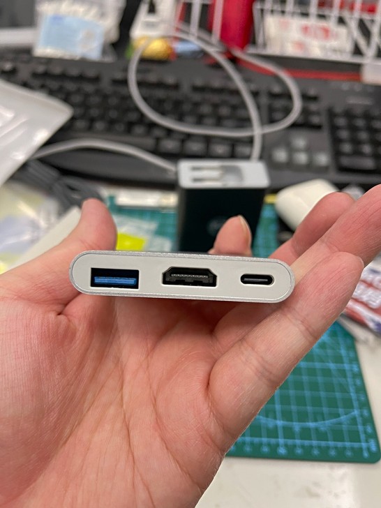 Type-C转USB/HDMI转接器手机笔...