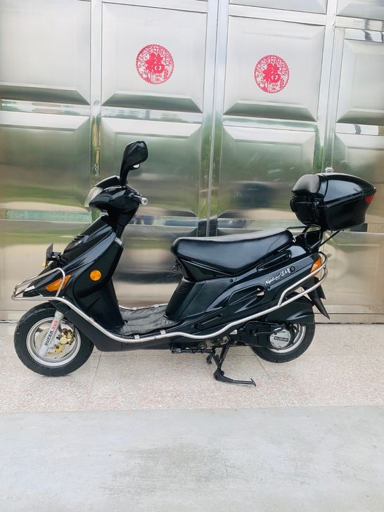 铃木海王星125踏板摩托车   实表原胎 ...
