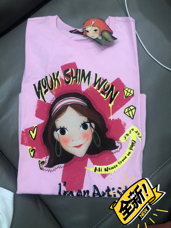 陆心缘 去年入手的 没穿过 吊牌还在 如图...