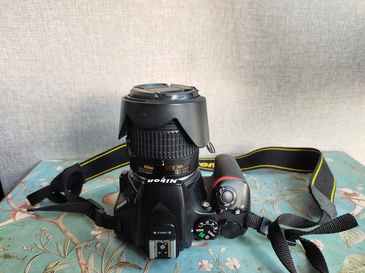 转卖尼康D5500入门单反相机，买过来就用...