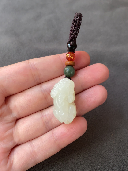 亏出和田玉貔貅吊坠汽车钥匙扣手机挂件玉坠招...
