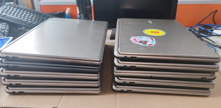 宏碁14寸 ACER笔记本，V5 473g...