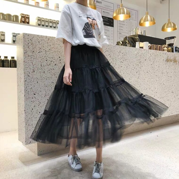 蓬蓬裙纱裙仙女裙 有黑色和白色 全新吊牌...