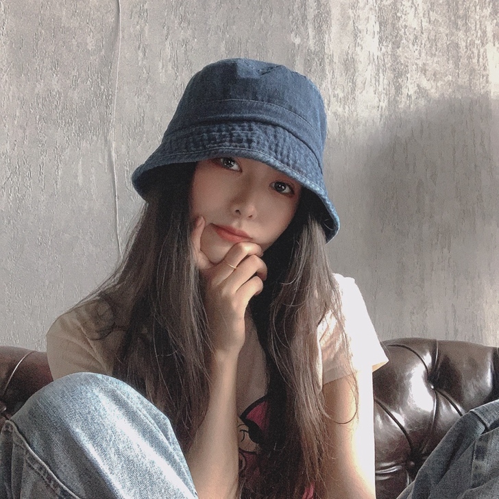 柚子天空 帽子，牛仔蓝，几乎全新，无吊牌，...