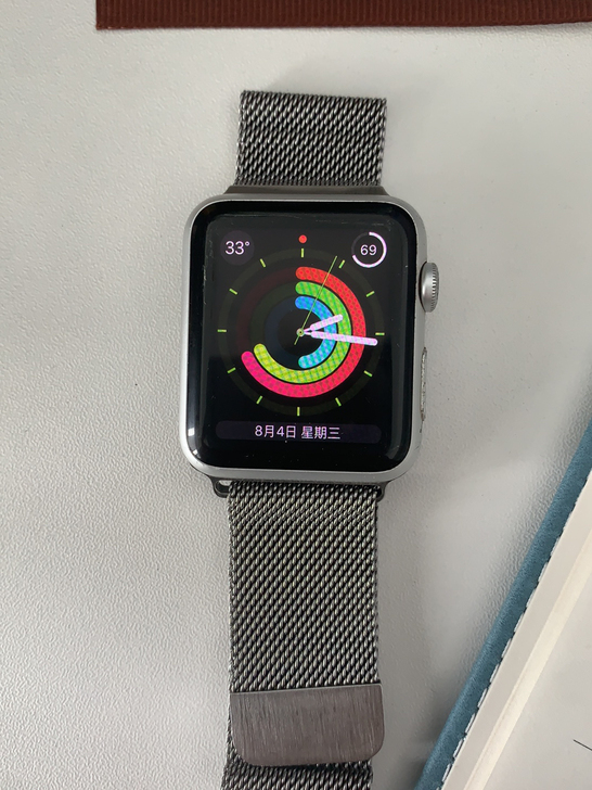 iwatch1代，不常带，转给需要的人，送...