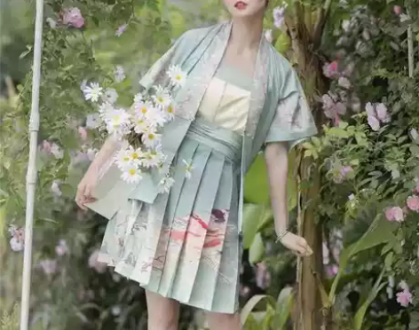 原创新款小鹿女汉服古装超仙浪漫元素宋褙子吊...