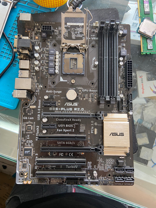 Asus/华硕  B85-PLUS R2....