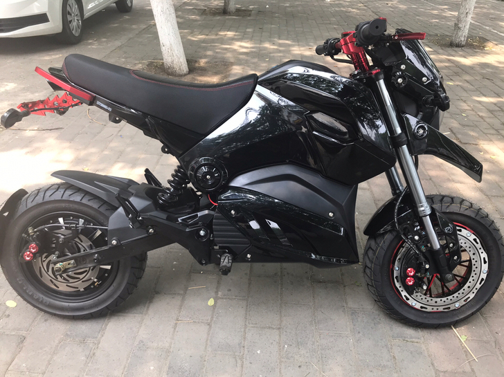 9.9成新车朋友弟弟的电动摩托车，6.1号...