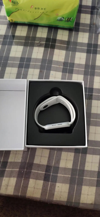 苹果watch6  防水 全新  仓库还有...