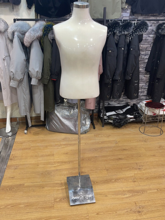 男半模