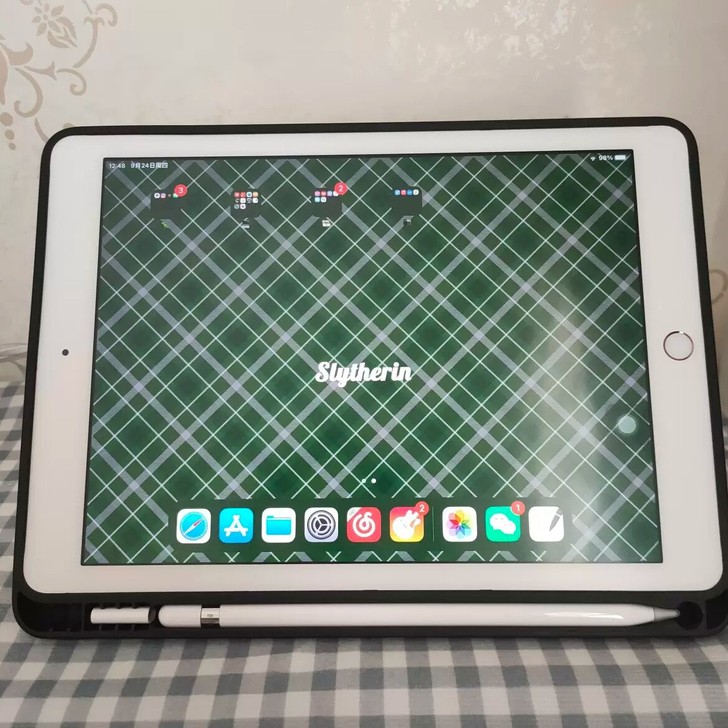 转工作室闲置95新苹果ipad8代2020...